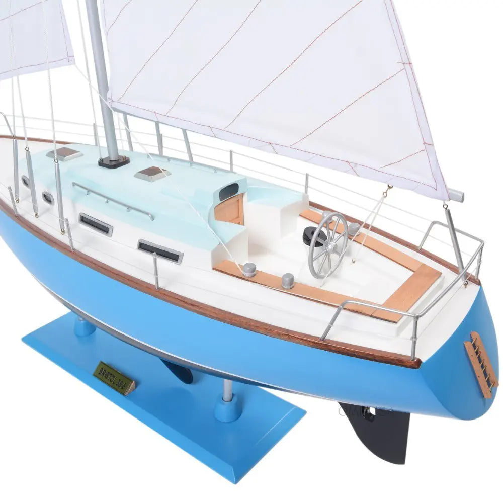 Bristol Yacht Sailboat Model