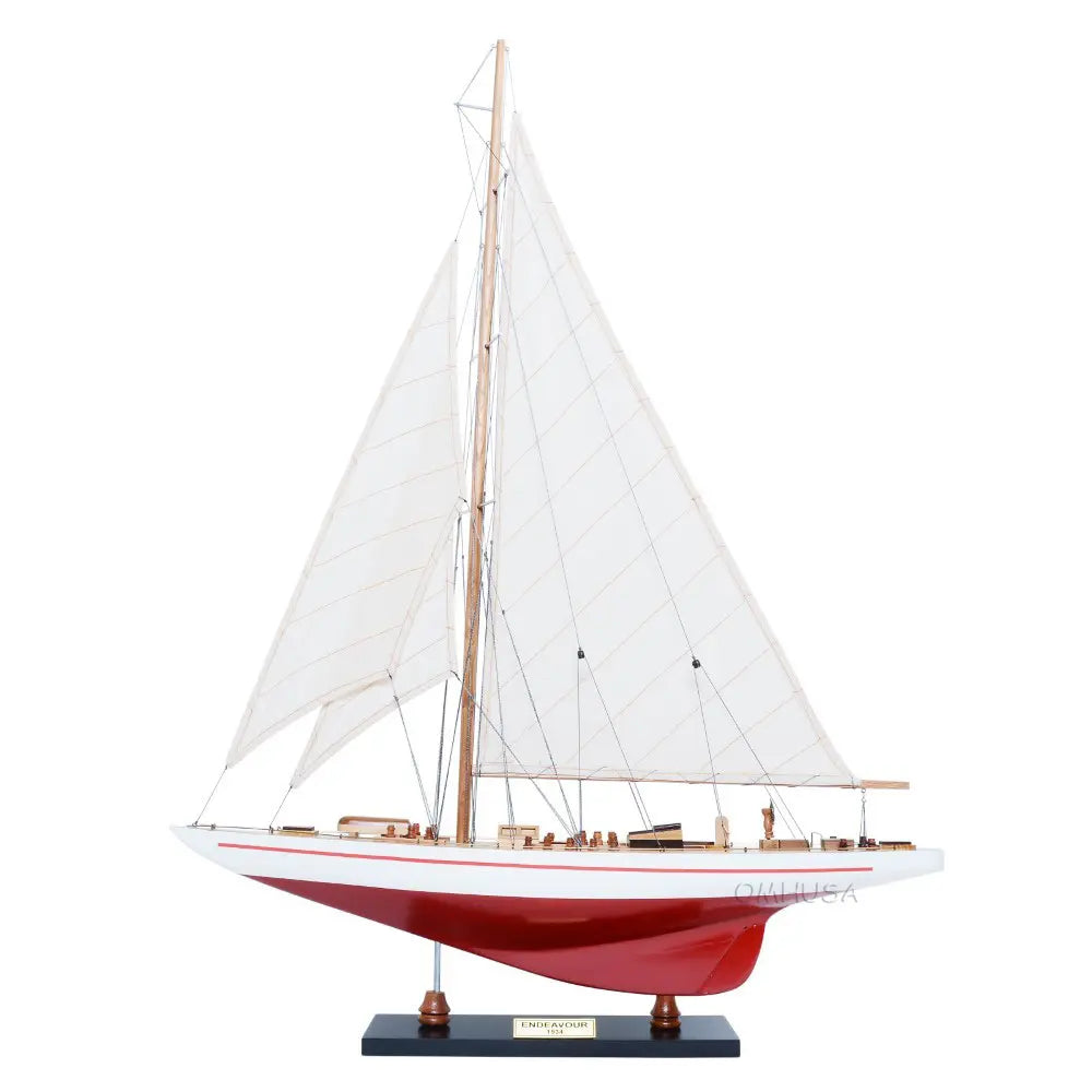 Endeavour Model Sailing Yacht