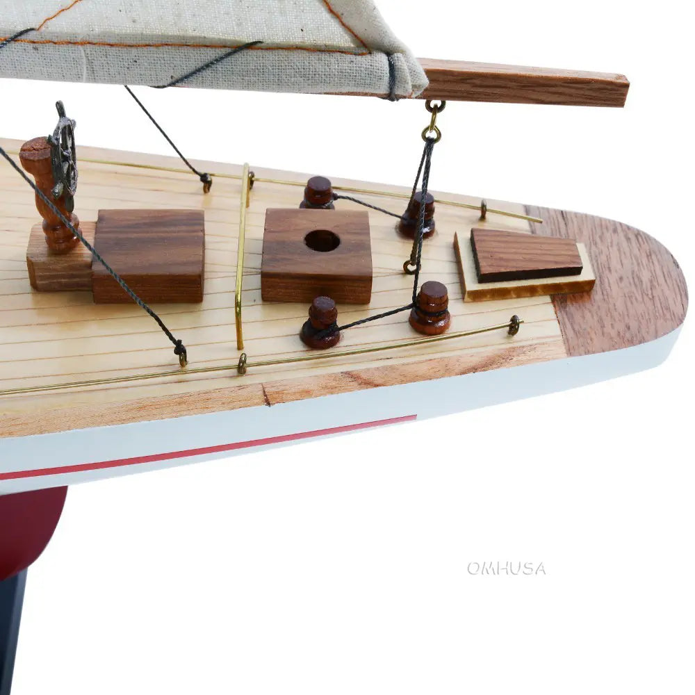 Endeavour Model Sailing Yacht