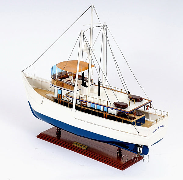 Dickie Walker Boat Model B-039