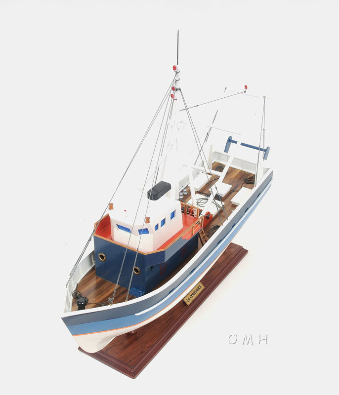 La Confiance Painted-B066