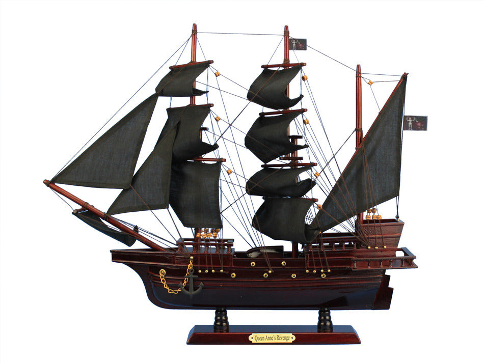 Wooden Blackbeard's Queen Anne's Revenge Model Pirate Ship 20"
