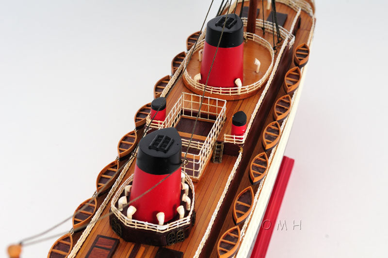 Normandie Cruise Ship Painted-C003