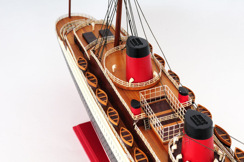 Normandie Cruise Ship Painted-C003