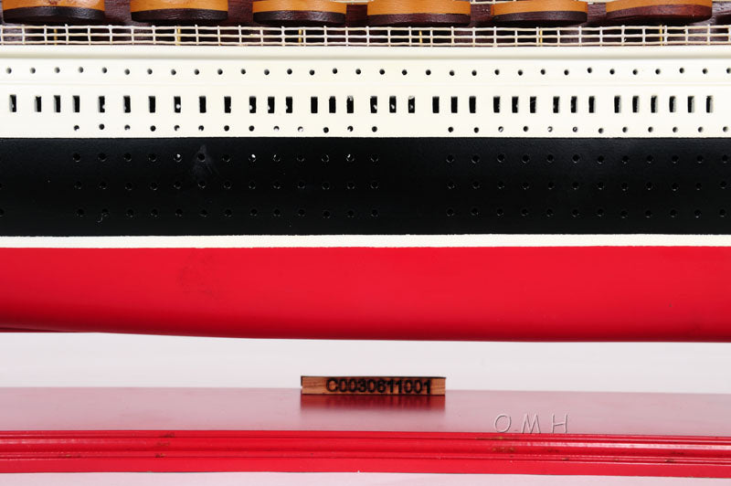 Normandie Cruise Ship Painted-C003