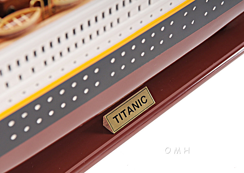 RMS Titanic Model Cruise Ship