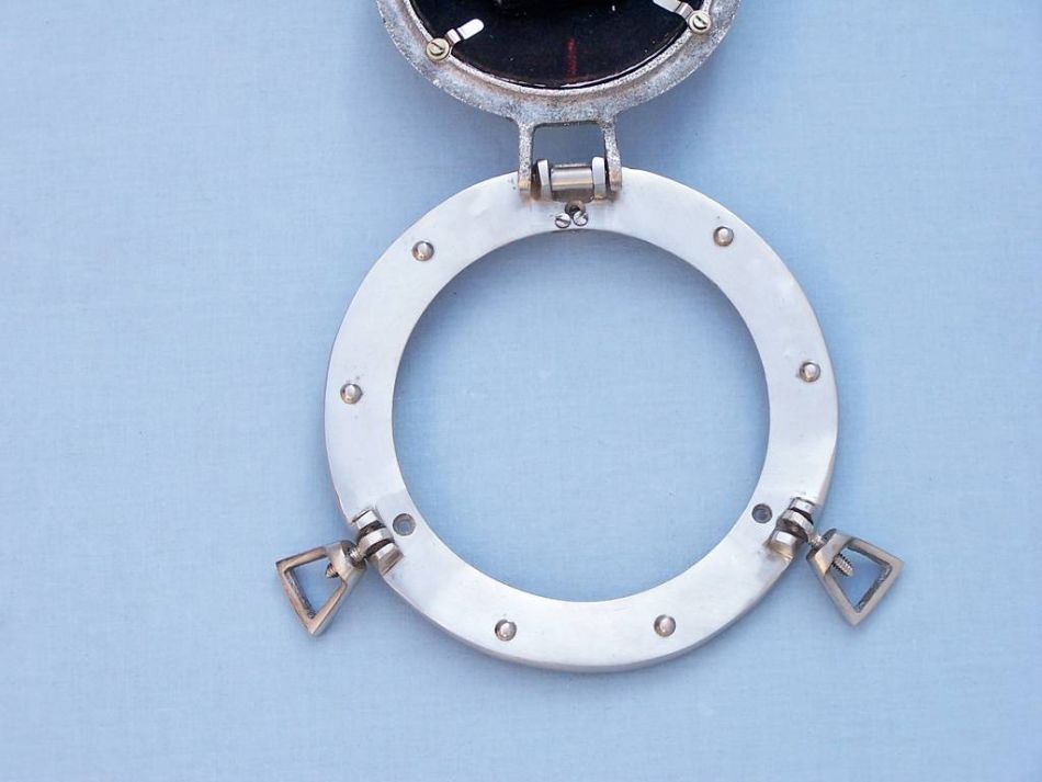 Brushed Nickel Deluxe Class Decorative Ship Porthole Clock 8"