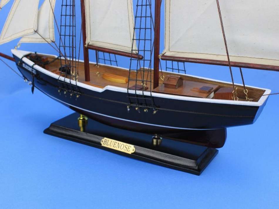Wooden Bluenose Model Sailboat Decoration 24"