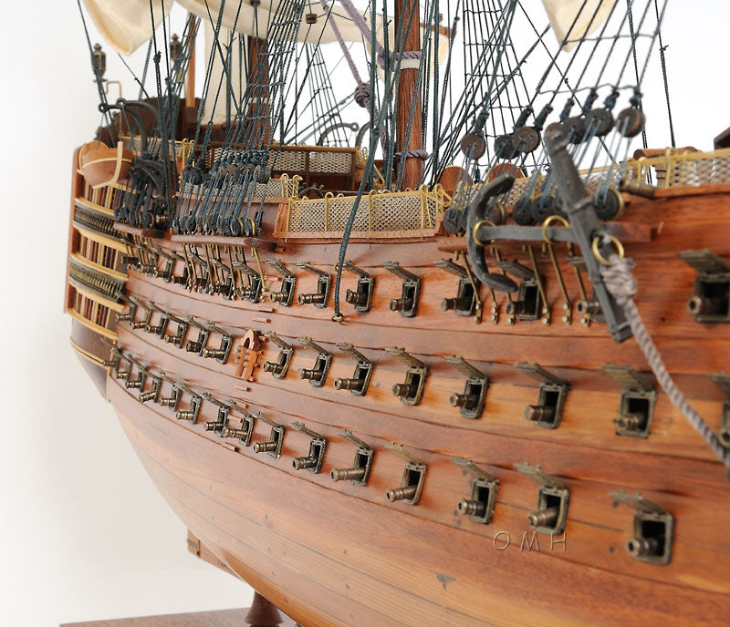 Royal Navy HMS Victory Tall Ship Model