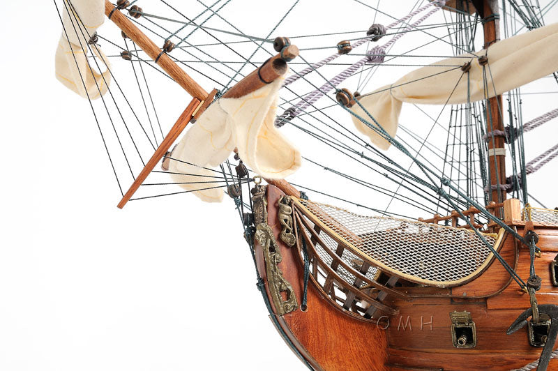 Royal Navy HMS Victory Tall Ship Model