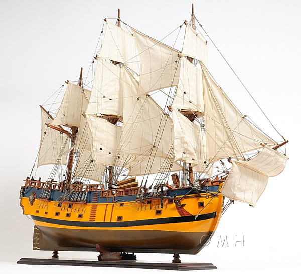 HMS Endeavour Historic Tall Ship Model Painted Version