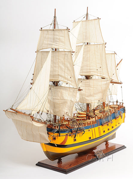 HMS Endeavour Historic Tall Ship Model Painted Version