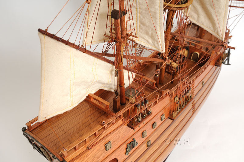 Arabella Ship Model