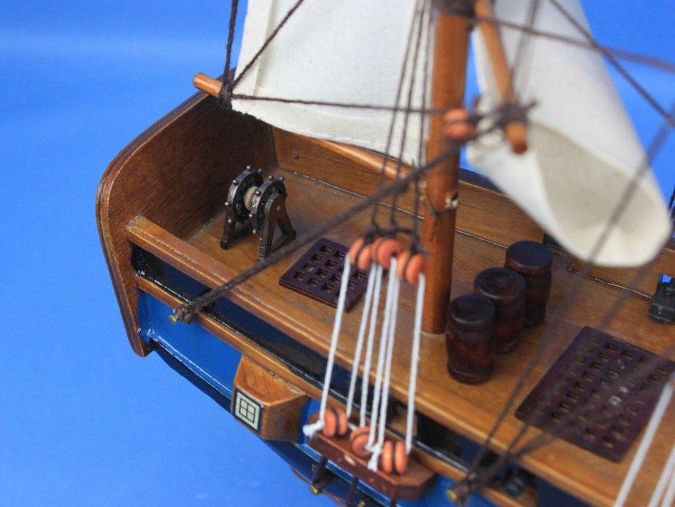Wooden HMS Endeavour Tall Model Ship 20"