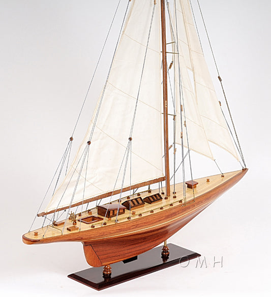 Shamrock Model Sailing Yacht