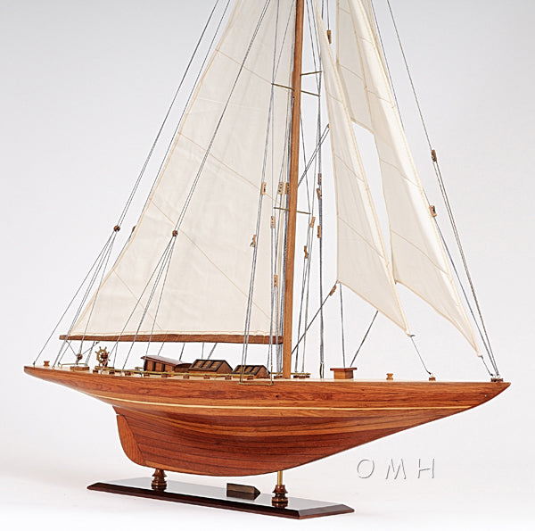 Shamrock Model Sailing Yacht