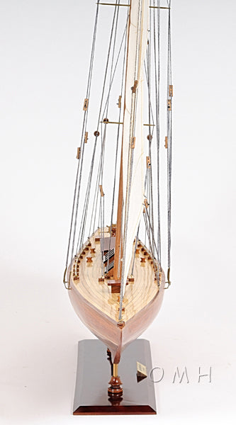 Shamrock Model Sailing Yacht