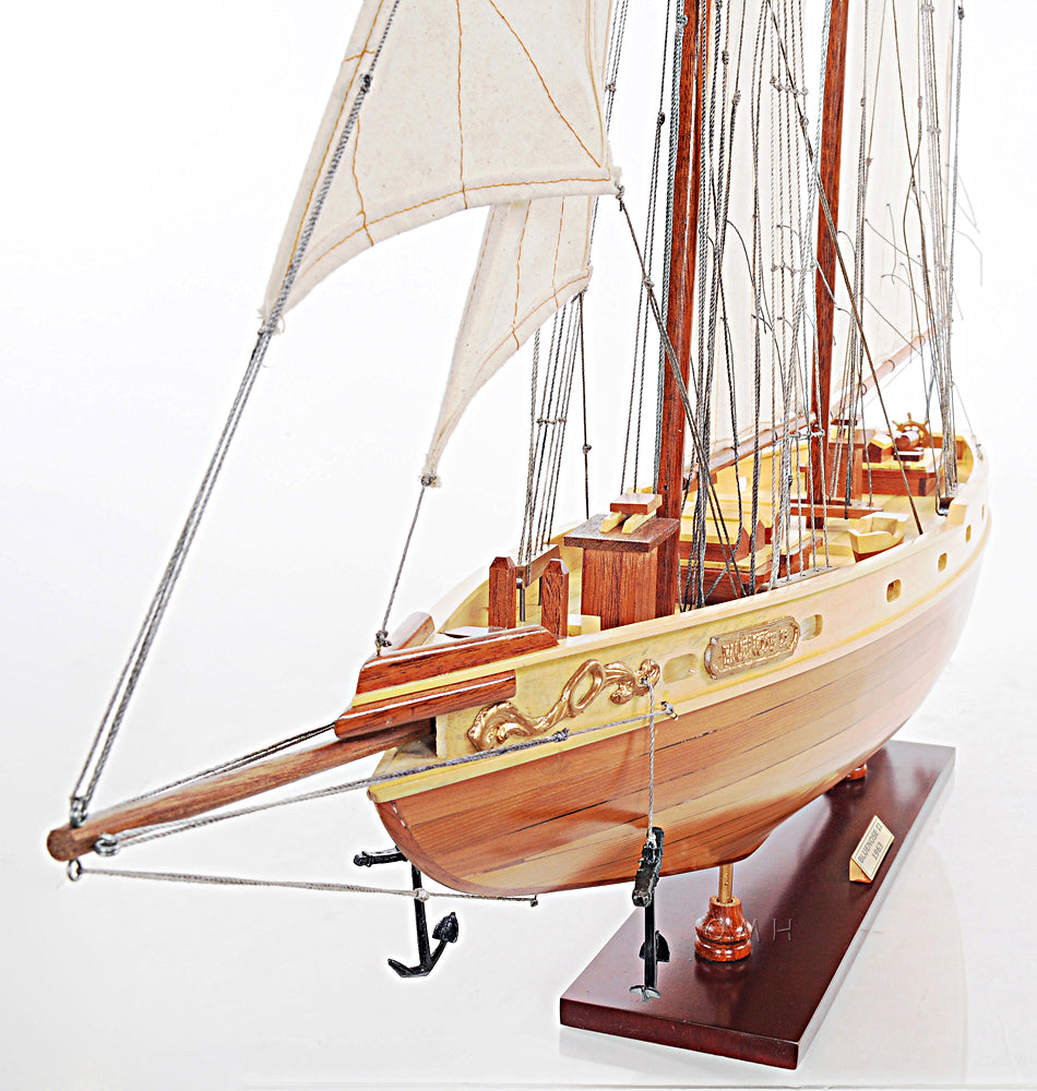 Bluenose II Model Sailing Yacht