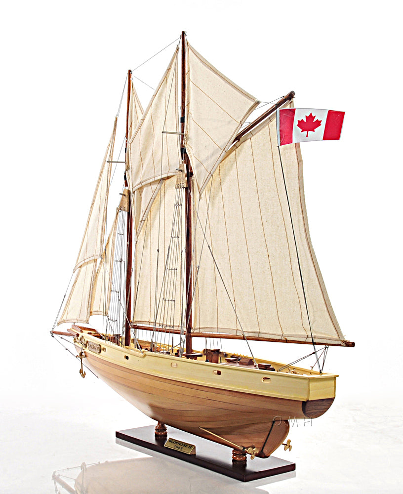 Bluenose II Fully Assembled-Y211