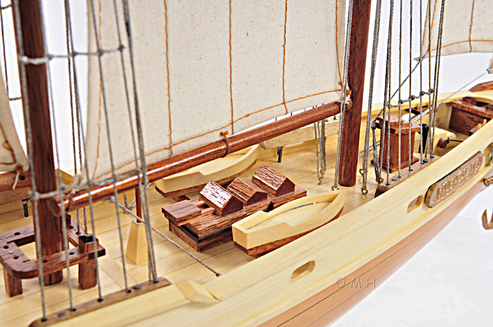Bluenose II Fully Assembled-Y211