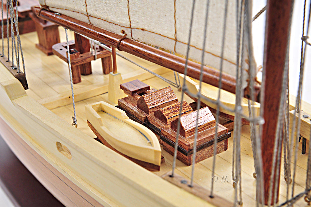 Bluenose II Fully Assembled-Y211