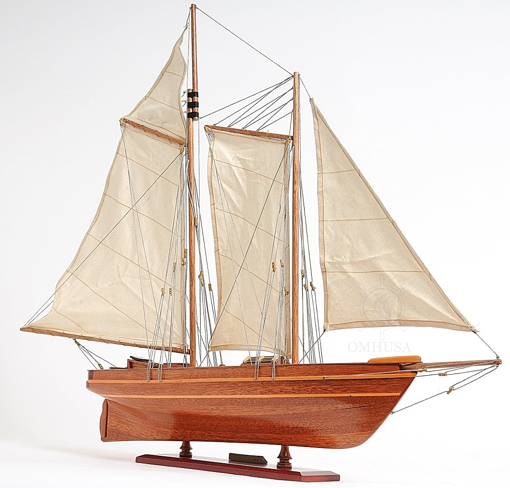 America Cup Racing Model Yacht